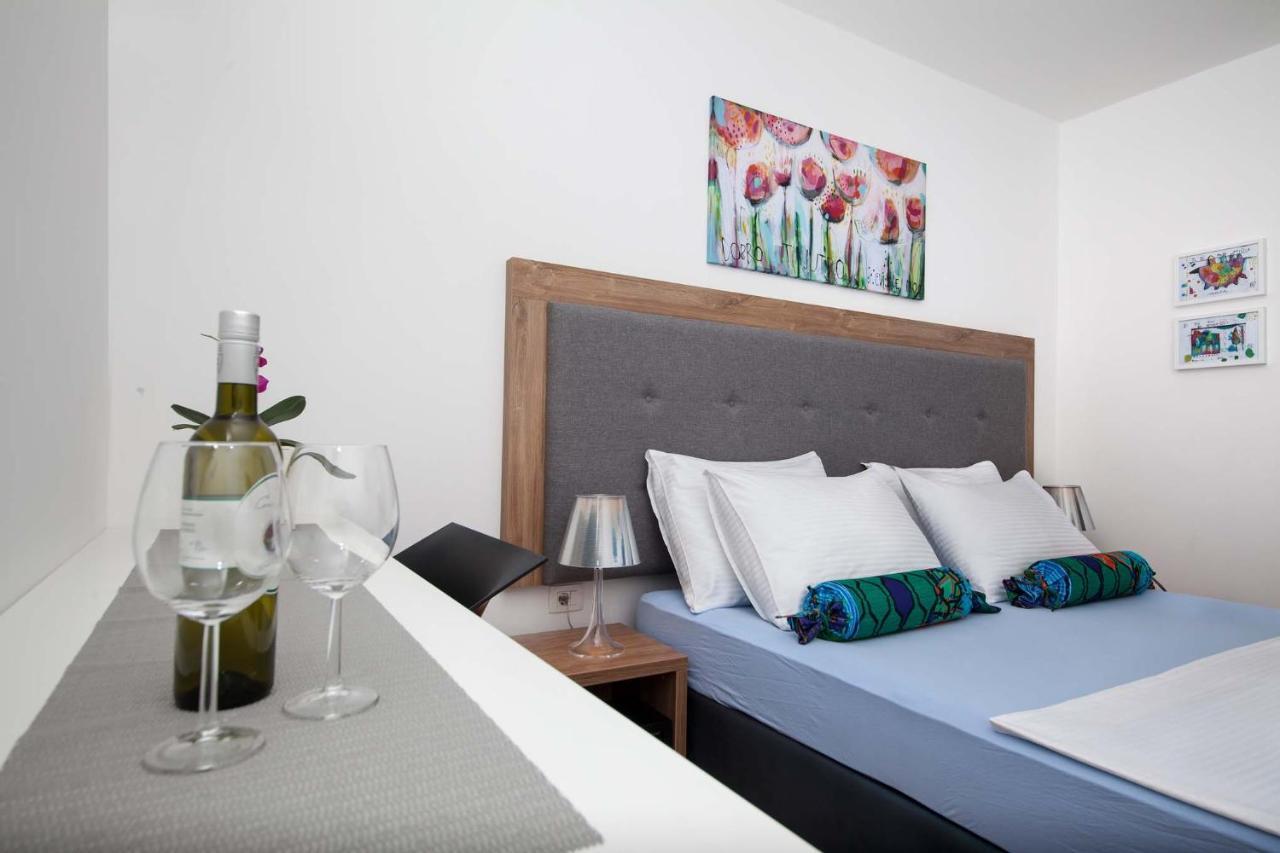 Bed and Breakfast Pansion Mlikota Promajna Exterior foto